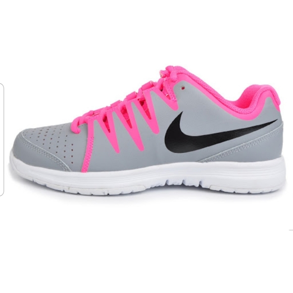 nike juniors modeling